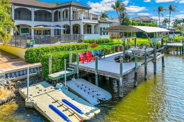 15090 Intracoastal CT, Fort Myers, FL 33908