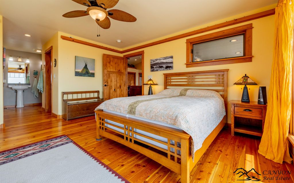 139 Road 8UD, Clark, WY 82435 photo 4