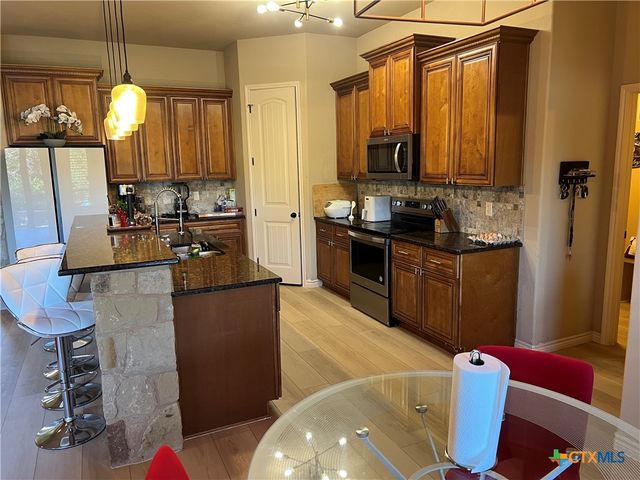 258 Canaan Drive, Belton, TX 76513