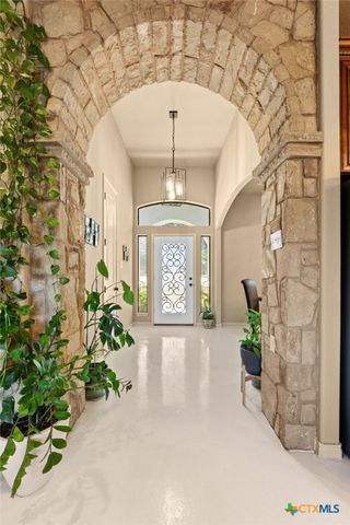 258 Canaan Drive, Belton, TX 76513