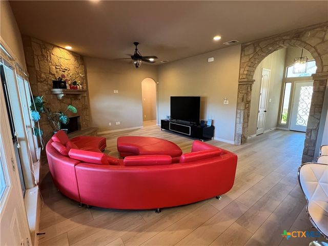 258 Canaan Drive, Belton, TX 76513