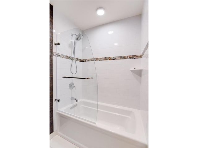 740 Portland Avenue 603, Minneapolis, MN 55415