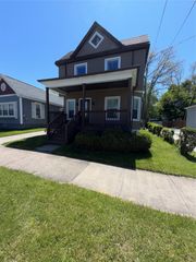 317 W 2ND Street, Erie, PA 16507