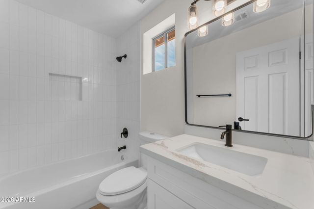 15264 W MULBERRY Drive, Goodyear, AZ 85395