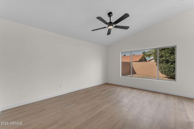 15264 W MULBERRY Drive, Goodyear, AZ 85395