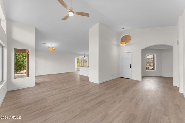 15264 W MULBERRY Drive, Goodyear, AZ 85395