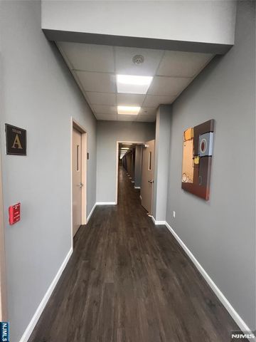 175 Broadway 311, Paterson, NJ 07505