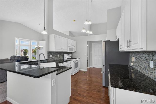 7120 Dulce Domum Drive 751B, Dardenne Prairie, MO 63368