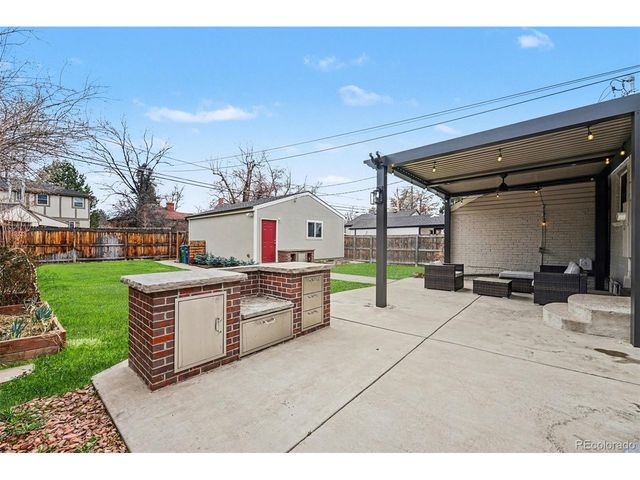 1212 Magnolia St, Denver, CO 80220