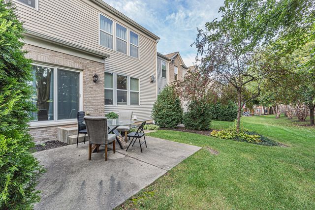 1493 Yellowstone Drive, Streamwood, IL 60107