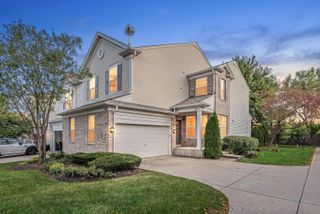 1493 Yellowstone Drive, Streamwood, IL 60107