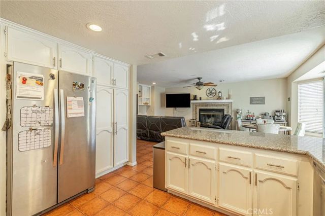 13290 Riverview Drive, Victorville, CA 92395