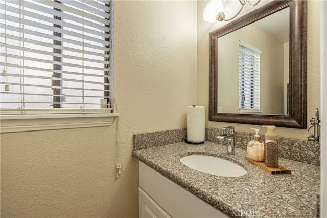 13290 Riverview Drive, Victorville, CA 92395