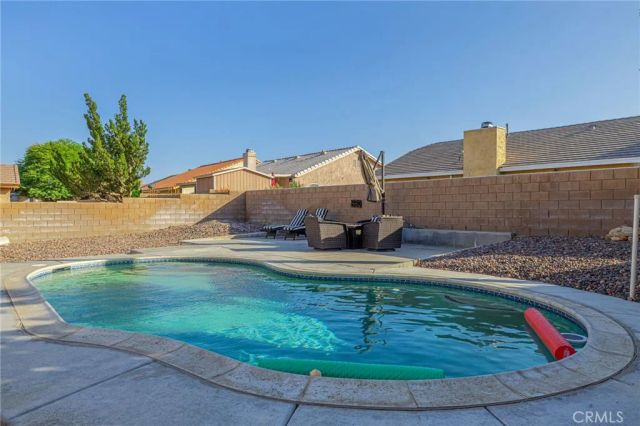 13290 Riverview Drive, Victorville, CA 92395