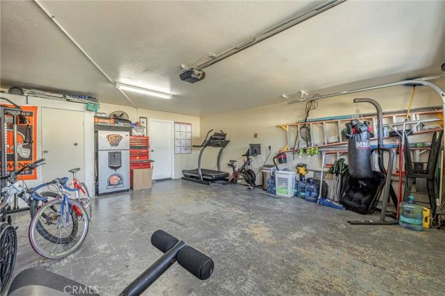 13290 Riverview Drive, Victorville, CA 92395