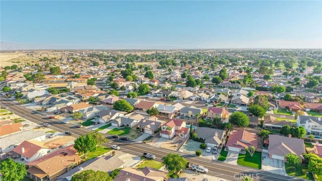 13290 Riverview Drive, Victorville, CA 92395