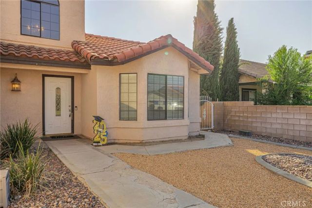 13290 Riverview Drive, Victorville, CA 92395