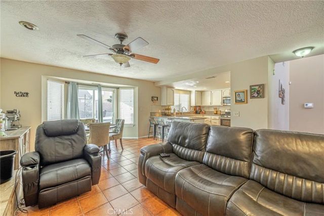 13290 Riverview Drive, Victorville, CA 92395