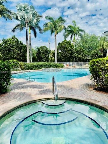 556 NW 39th Cir, Boca Raton, FL 33431