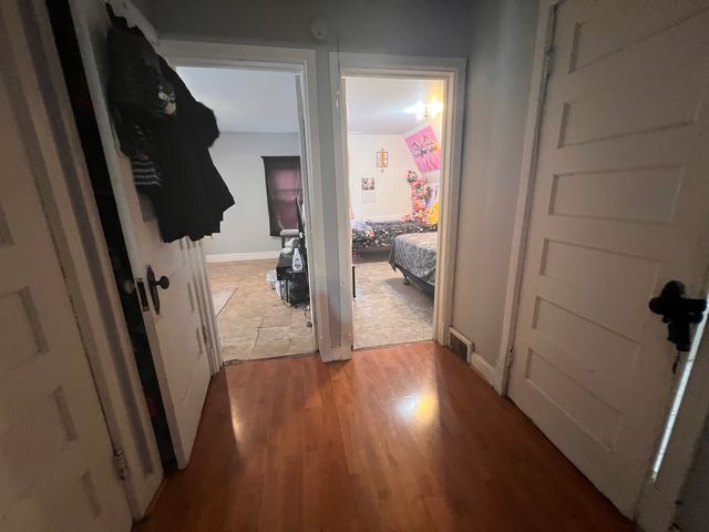2207 N Lawndale Avenue, Chicago, IL 60647