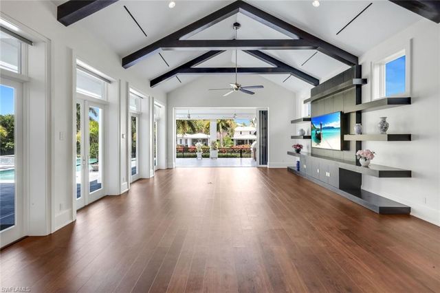 605 Galleon DR, Naples, FL 34102