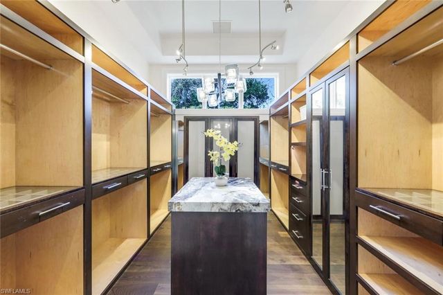 605 Galleon DR, Naples, FL 34102