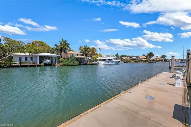 605 Galleon DR, Naples, FL 34102