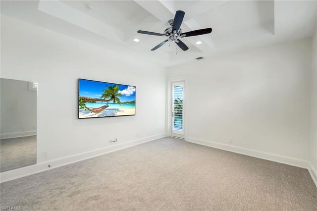 605 Galleon DR, Naples, FL 34102