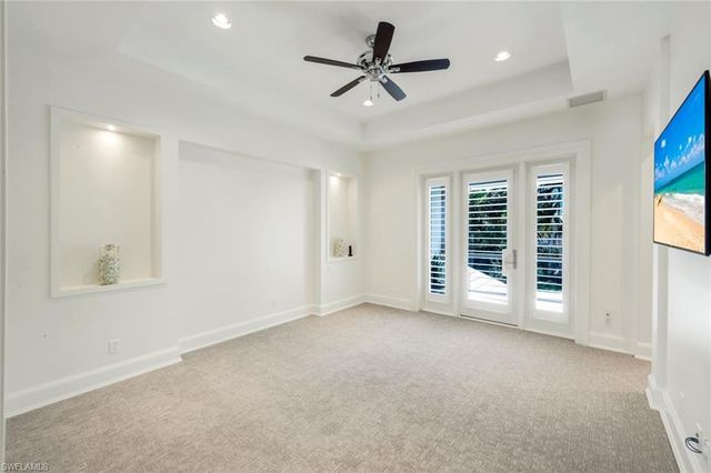 605 Galleon DR, Naples, FL 34102