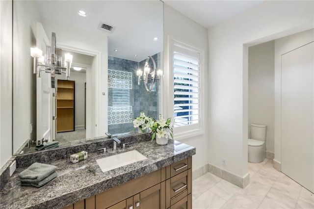 605 Galleon DR, Naples, FL 34102