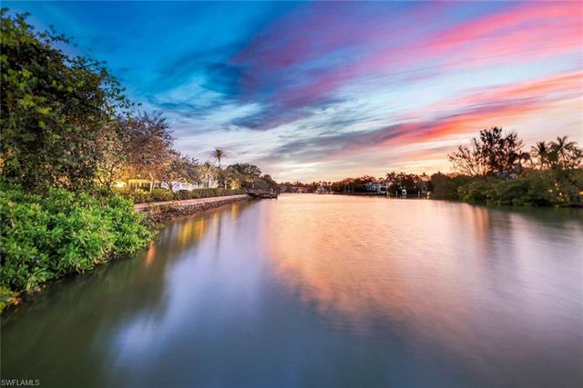 605 Galleon DR, Naples, FL 34102