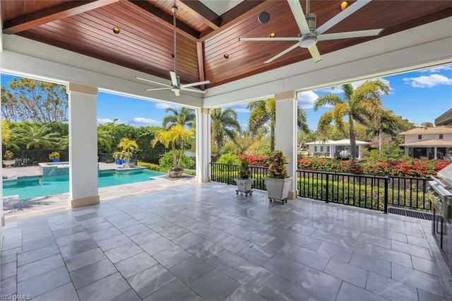 605 Galleon DR, Naples, FL 34102