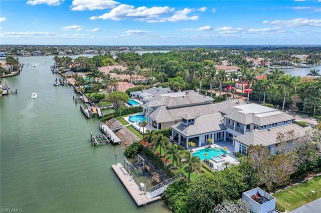 605 Galleon DR, Naples, FL 34102