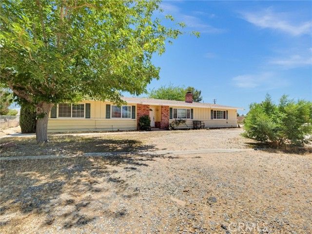 20715 Teton Road, Apple Valley, CA 92308