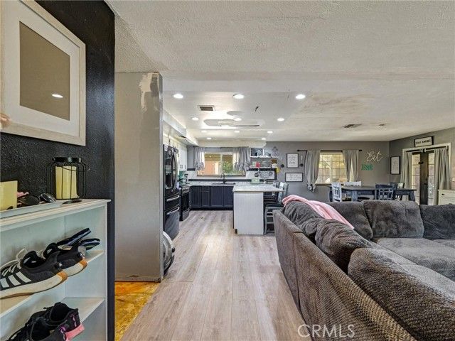 20715 Teton Road, Apple Valley, CA 92308