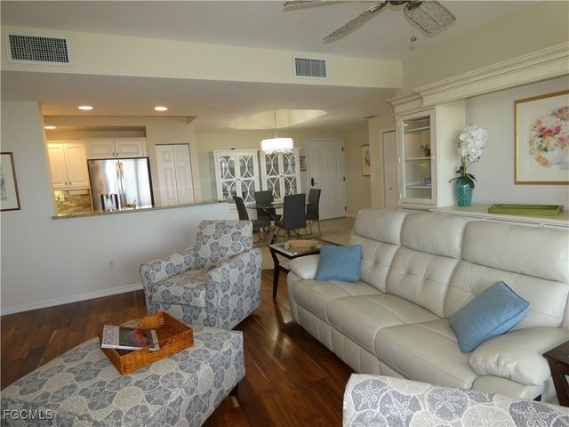 1001 Arbor Lake DR 506, Naples, FL 34110