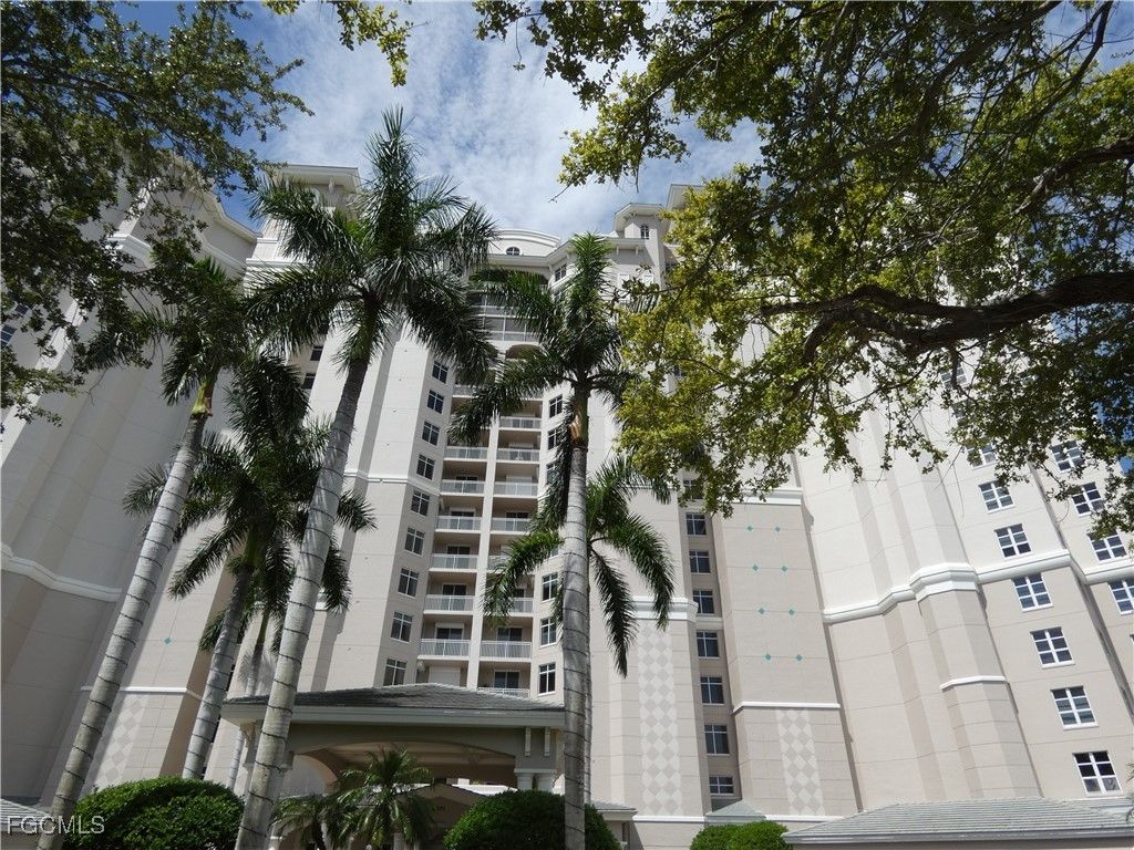 1001 Arbor Lake DR 506, Naples, FL 34110