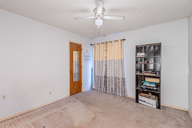 108 Cole Road, Red Oak, TX 75154