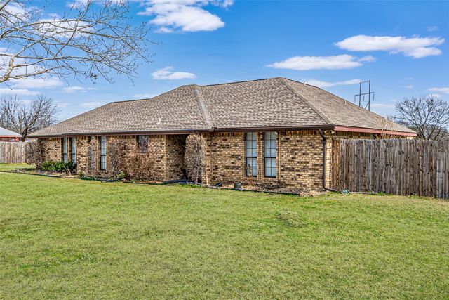 108 Cole Road, Red Oak, TX 75154