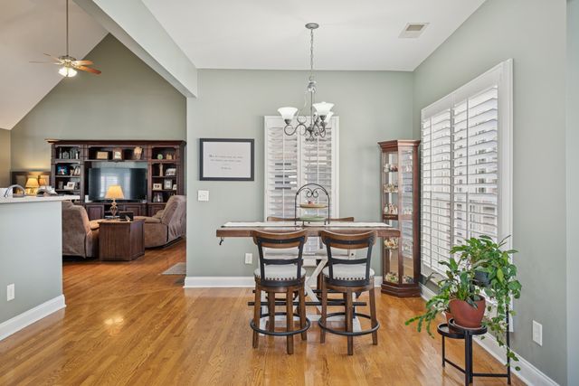 117 Collinwood Dr, Gallatin, TN 37066