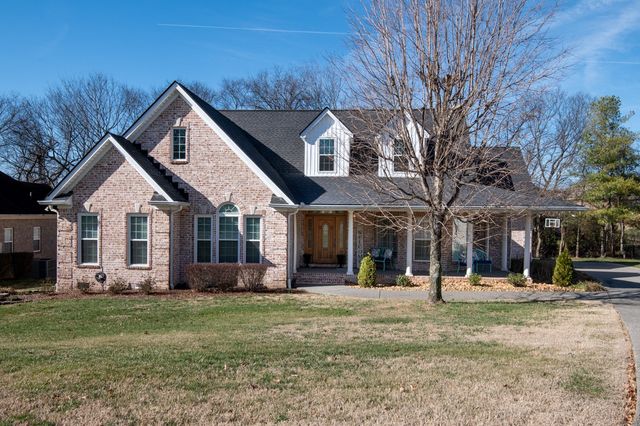 117 Collinwood Dr, Gallatin, TN 37066