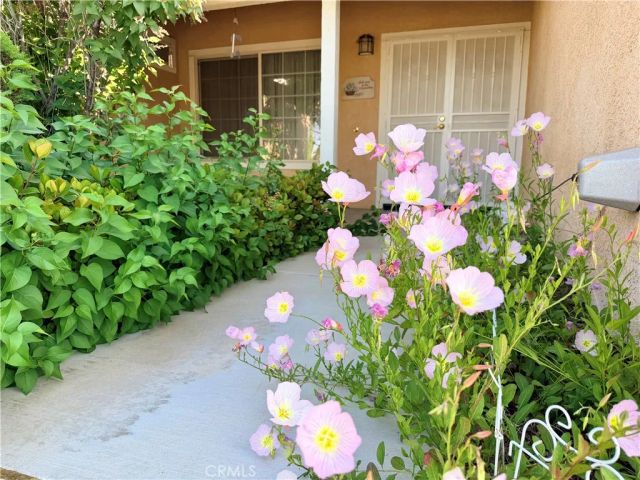 20337 Ituma Road, Apple Valley, CA 92308