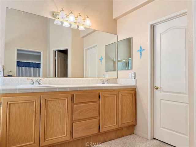 20337 Ituma Road, Apple Valley, CA 92308