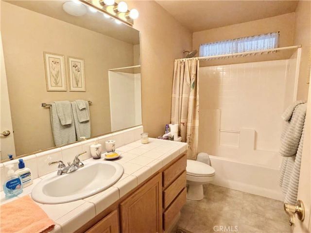 20337 Ituma Road, Apple Valley, CA 92308