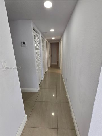 1707 NW 68th Ter 1, Miami, FL 33147