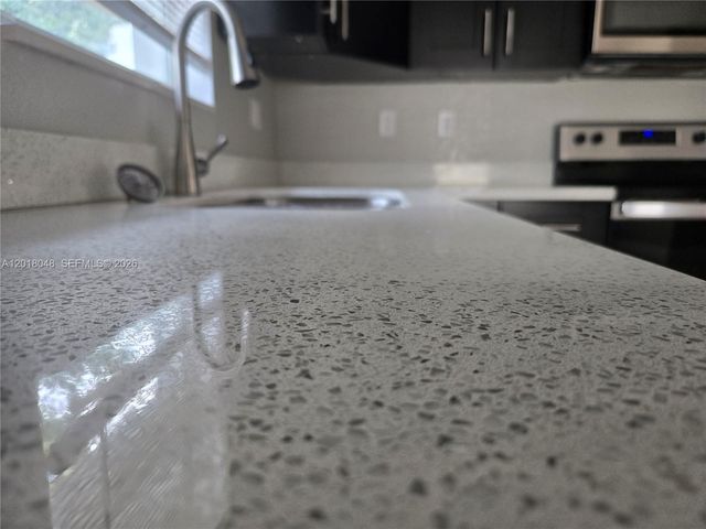 1707 NW 68th Ter 1, Miami, FL 33147