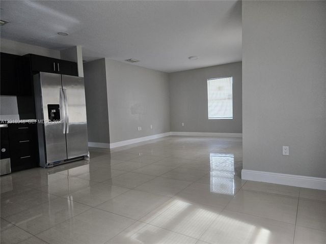 1707 NW 68th Ter 1, Miami, FL 33147