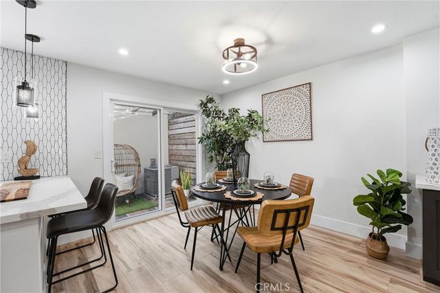 106 Lexington, Costa Mesa, CA 92626