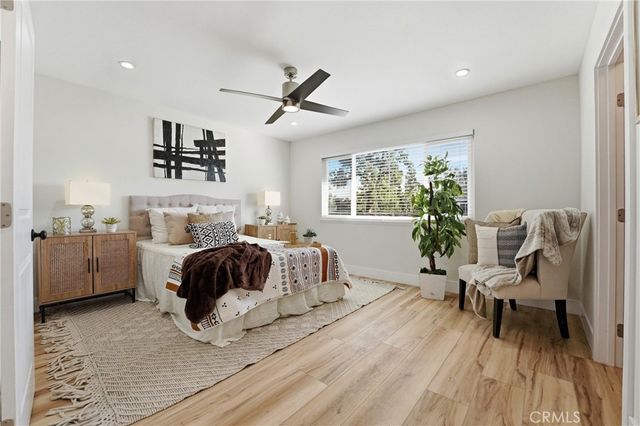 106 Lexington, Costa Mesa, CA 92626