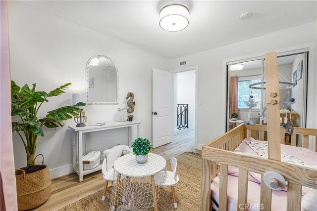 106 Lexington, Costa Mesa, CA 92626